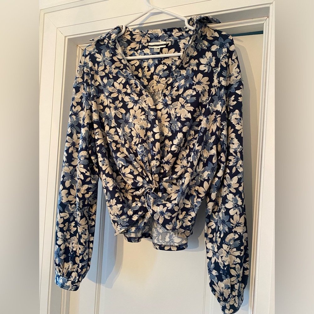 Jules & Leopold Navy Floral Blouse